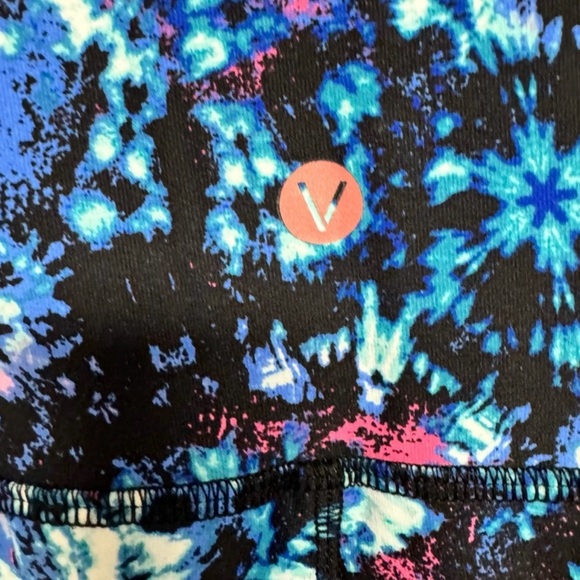 LIVI High-Rise Wicking Capri Legging - Strappy Hem - Size 18/20 1X - Picture 10 of 13